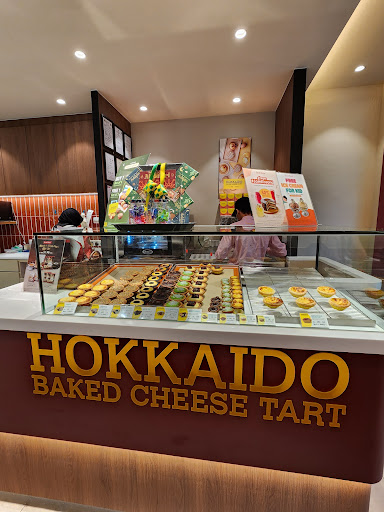 Secret Recipe Yong Peng/Hokkaido Baked Cheese Tart