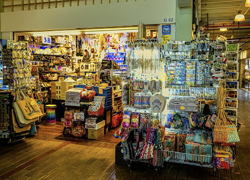 C&m Star Collections Ent(souvenir and gift shop)
