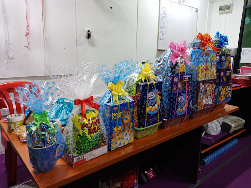 Kedai Hamper ( Kiara Gifts & Souvenir )