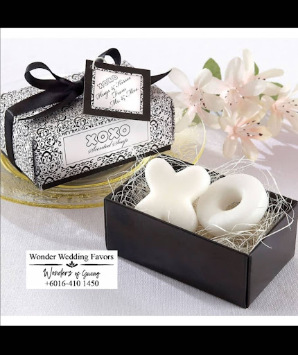 Wonder Wedding Favors & Door Gift Shop