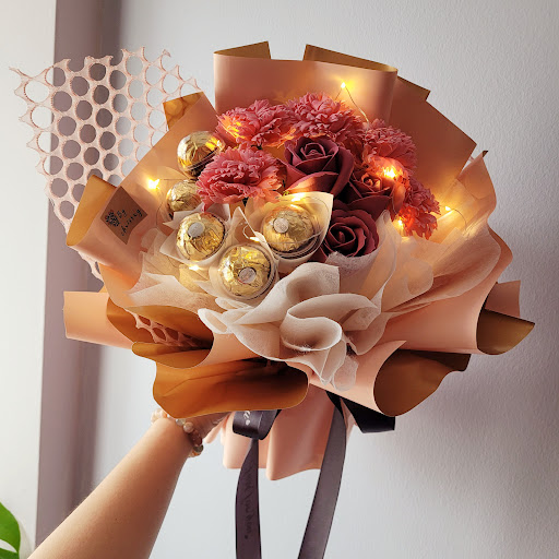 Floral & Gifts | By Chrissxy