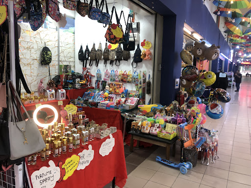 Naanain shop